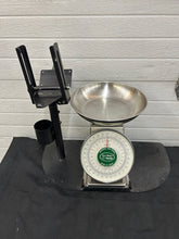 Load image into Gallery viewer, Yamato Accu-Weigh SM(N) Stainless Steel Dial 30lb. Scale