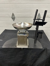 Load image into Gallery viewer, Yamato Accu-Weigh SM(N) Stainless Steel Dial 30lb. Scale