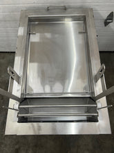 Load image into Gallery viewer, Belshaw HG18-EZ 40# SS Hand Glazer W Applicator On Rails “NEW Open Box”