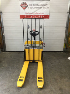 Yale MPW050-EN24T2748 24v Electric Pallet Jack 5000# Cap.