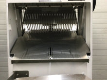 Load image into Gallery viewer, Oliver 797-32NC Commercial Bread Slicer Fully Refurbished!