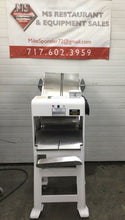 Load image into Gallery viewer, Oliver 797-32NC Commercial Bread Slicer Fully Refurbished!