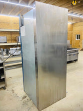 Load image into Gallery viewer, Traulsen 1 Door Roll In Rack Pizza Dough Proofer Warmer RPP132L-FHS