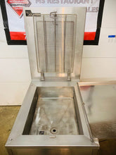 Load image into Gallery viewer, Baxter SP155-M2424 Nat Gas 1ph Donut Fryer