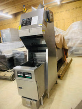 Load image into Gallery viewer, Pitco PH SEF184-S 60lb Electric Deep Fryer &amp; Giles FSH-2-PH Combo