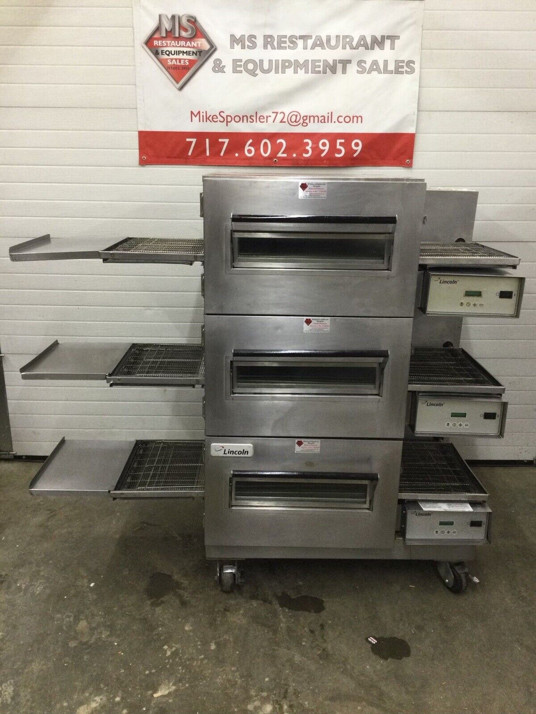 Lincoln 1132 Triple Stack 3ph 208v Electric Conveyor Pizza Oven