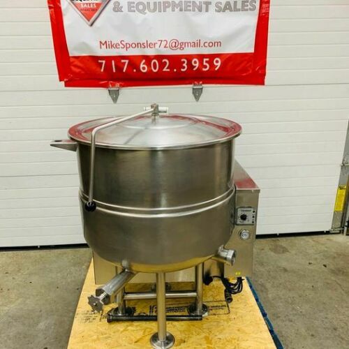 Cleveland KGL-40 2013 Nat. Gas 40 Gal. Stationary 2/3 Steam Jacketed Kettle